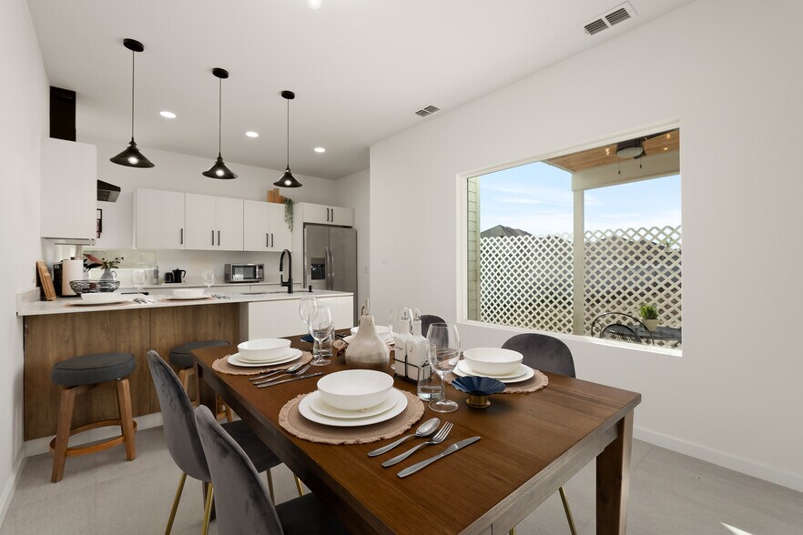 Building Photo - Colgate Crossings