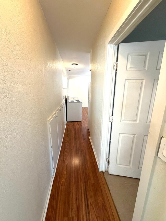 Building Photo - Biker’s Paradise: Cozy 2BR Duplex Steps from UC Davis & Downtown.