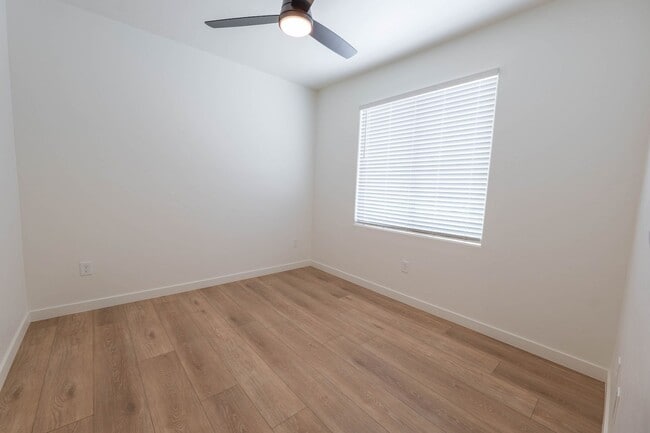 Building Photo - 1300 N Rook Ave