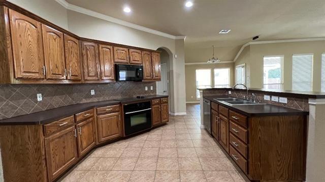 Building Photo - 5823 Sunny Meadow Ln