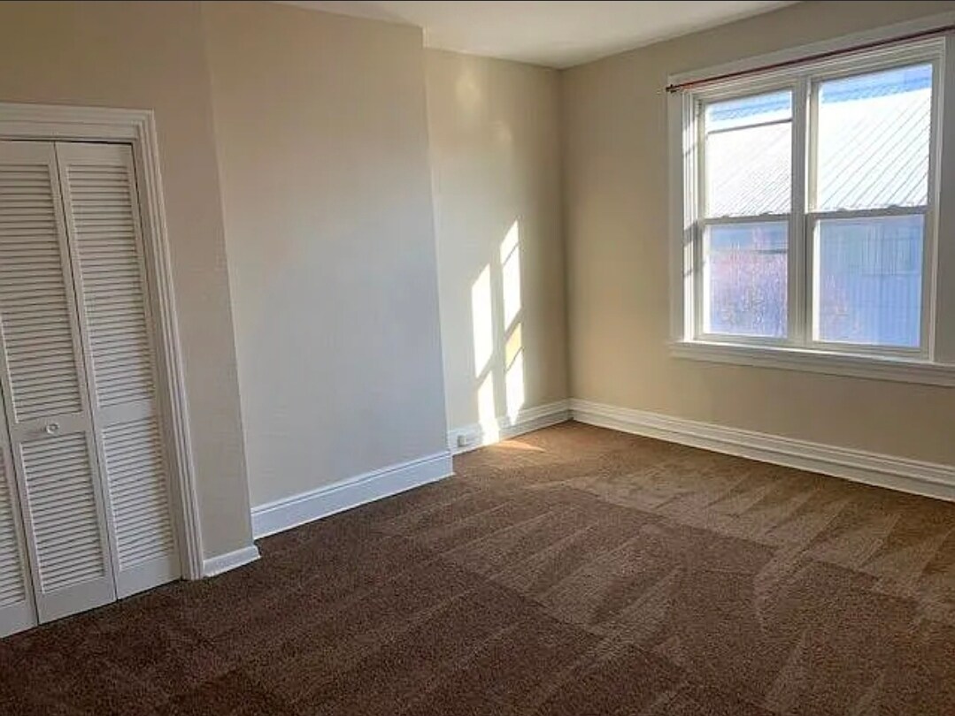 Building Photo - 405 Butler St