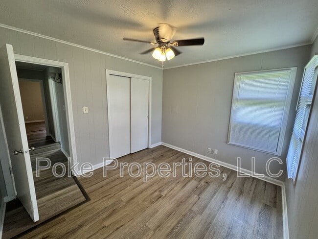 Building Photo - 1506 Arkansas St