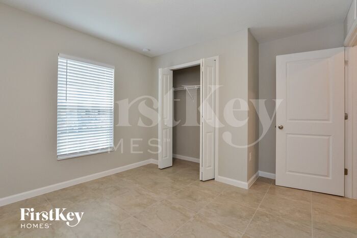 Building Photo - 465 Earhart Dr
