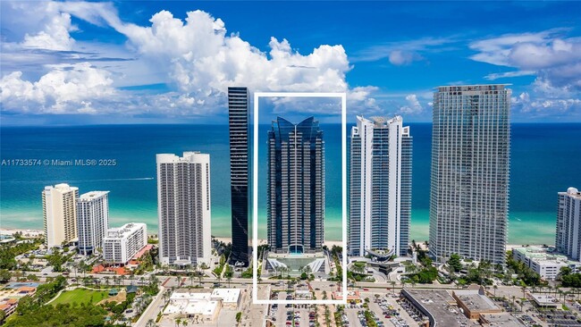 Building Photo - 17121 Collins Ave