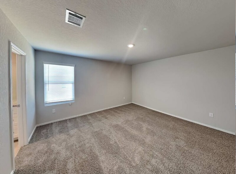 Building Photo - 4164 Southton Tarn