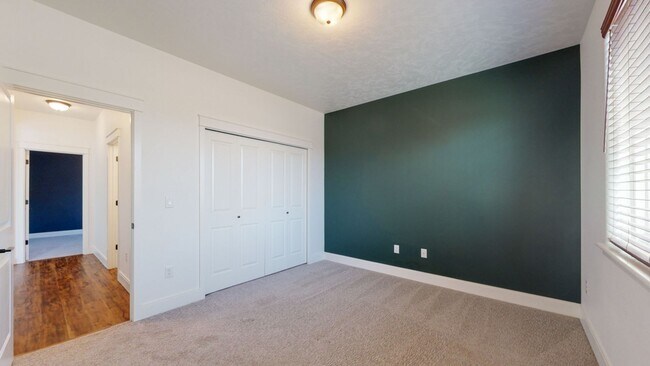 Building Photo - 3 Bedroom, 2 Bath Home in Richland