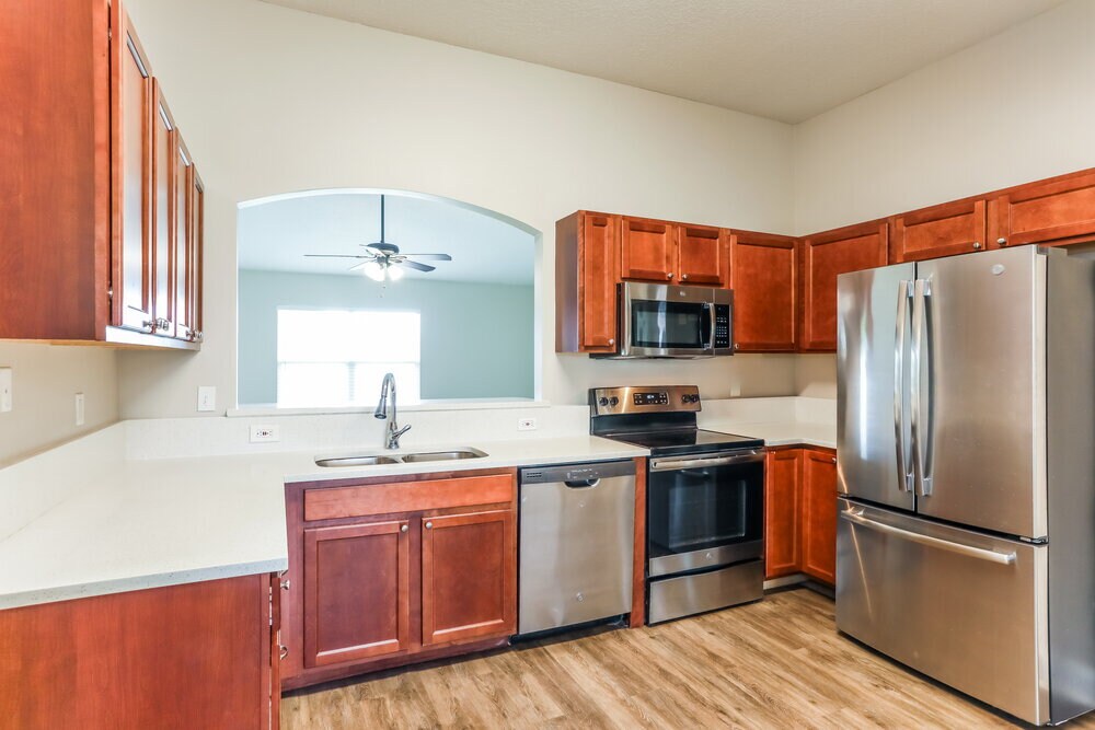 Building Photo - 3163 Pine Haven Dr
