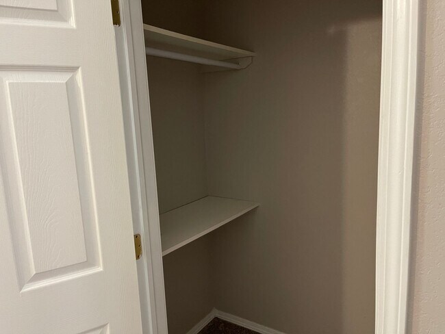 Building Photo - KU3-Osage Duplex 3