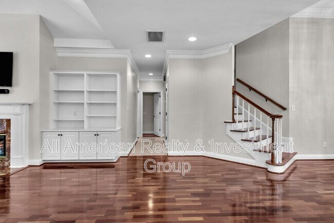 Building Photo - 1467 Oakmont Pl