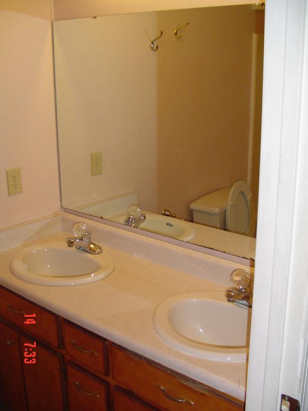 Building Photo - 7 Silver Spur Ct