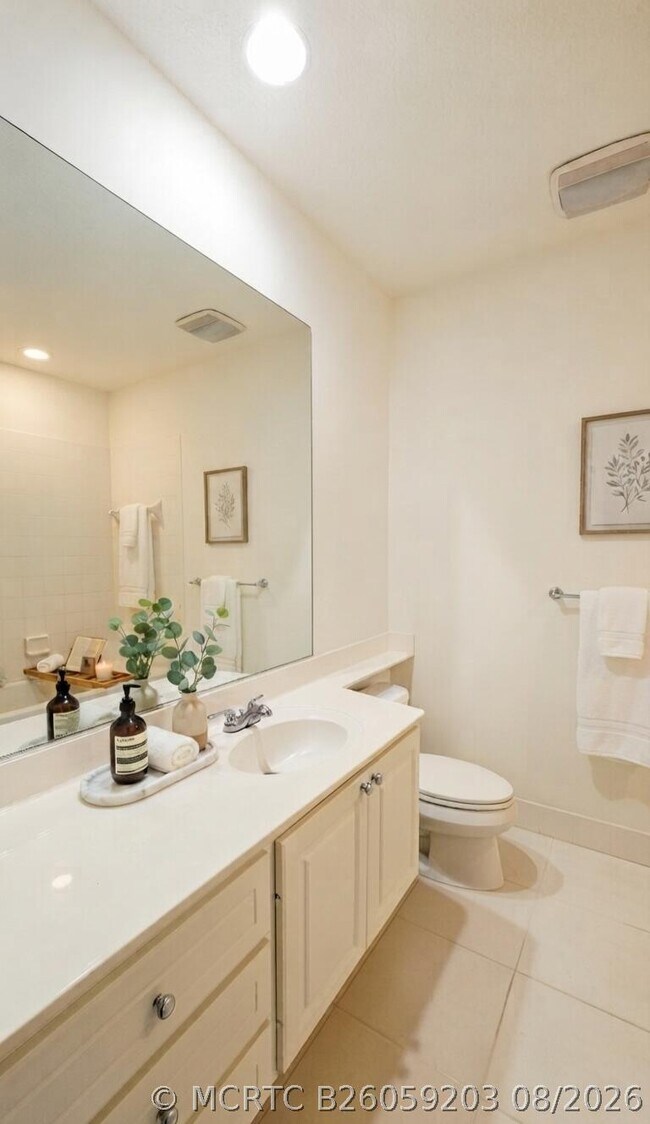 Building Photo - 2868 W Community Dr