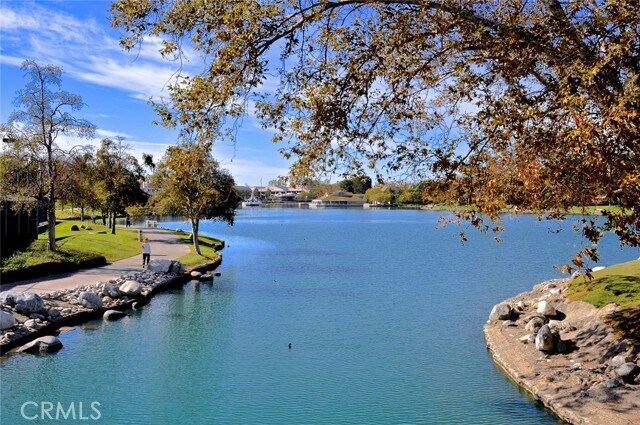 Building Photo - 53 Goldenrod