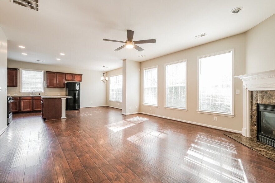 Building Photo - 4616 Burnt Fork Cir