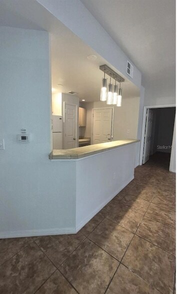 Building Photo - 1990 Erving Cir