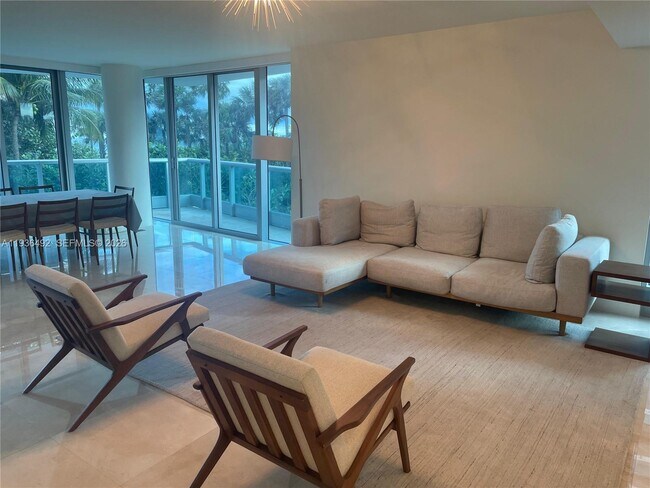 Building Photo - 9401 Collins Ave