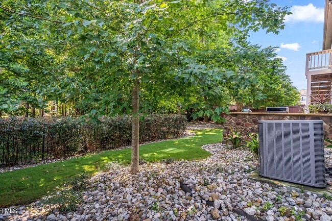 Building Photo - 5116 Trembath Ln