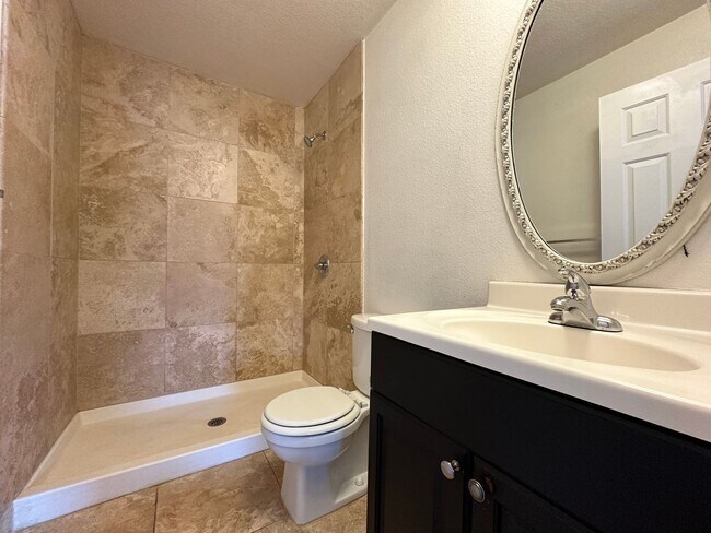 Building Photo - CASA MESA CONDO