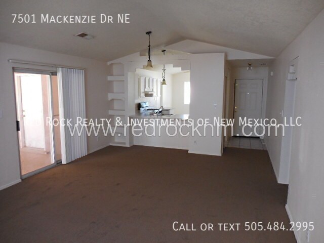 Building Photo - 7501 MacKenzie Dr NE