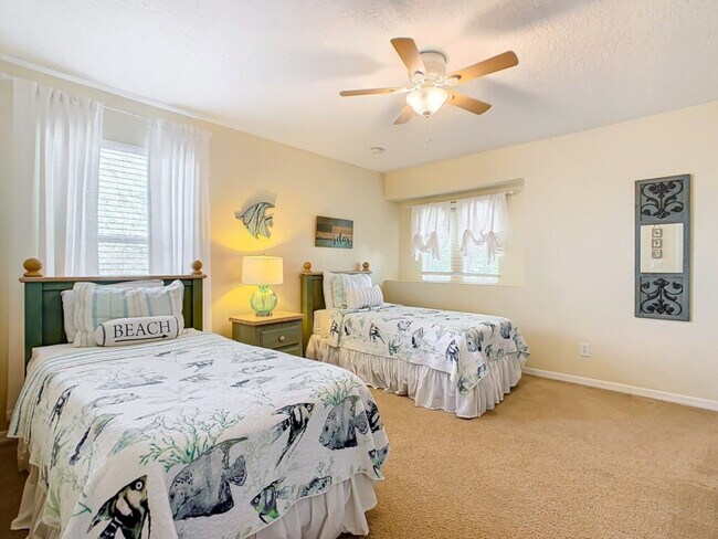 Building Photo - 846 Orista Dr