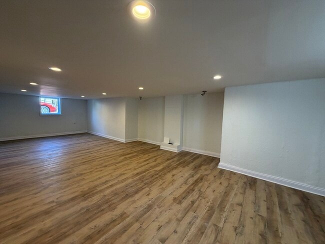 Building Photo - 544 Glendale Ave