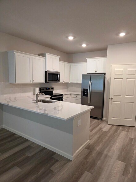 Building Photo - 8933 Orchid Reserve Cir