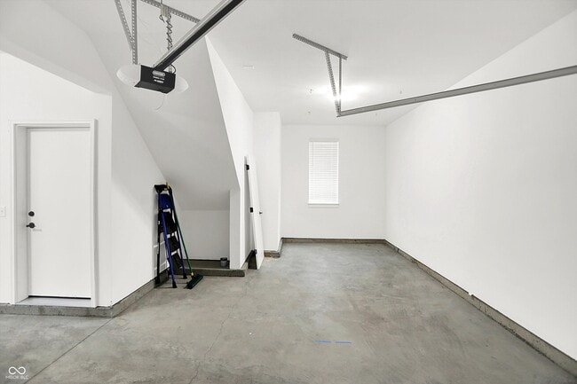 Building Photo - 1303 Deloss St