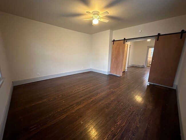 Building Photo - Cozy Duplex in Cheviot