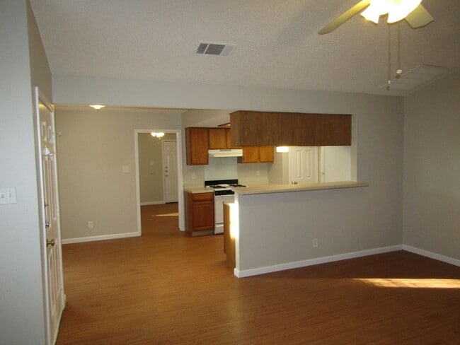 Building Photo - 9309 Kempler Dr