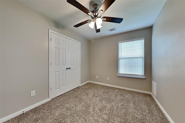 Building Photo - 28903 W Pecos River Ct