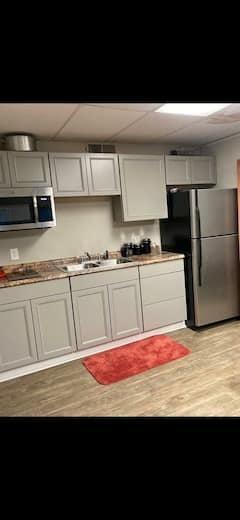 Building Photo - 3614 Heathrow Dr