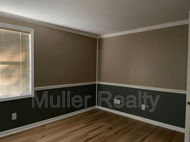Building Photo - 2247 Woodby Rd