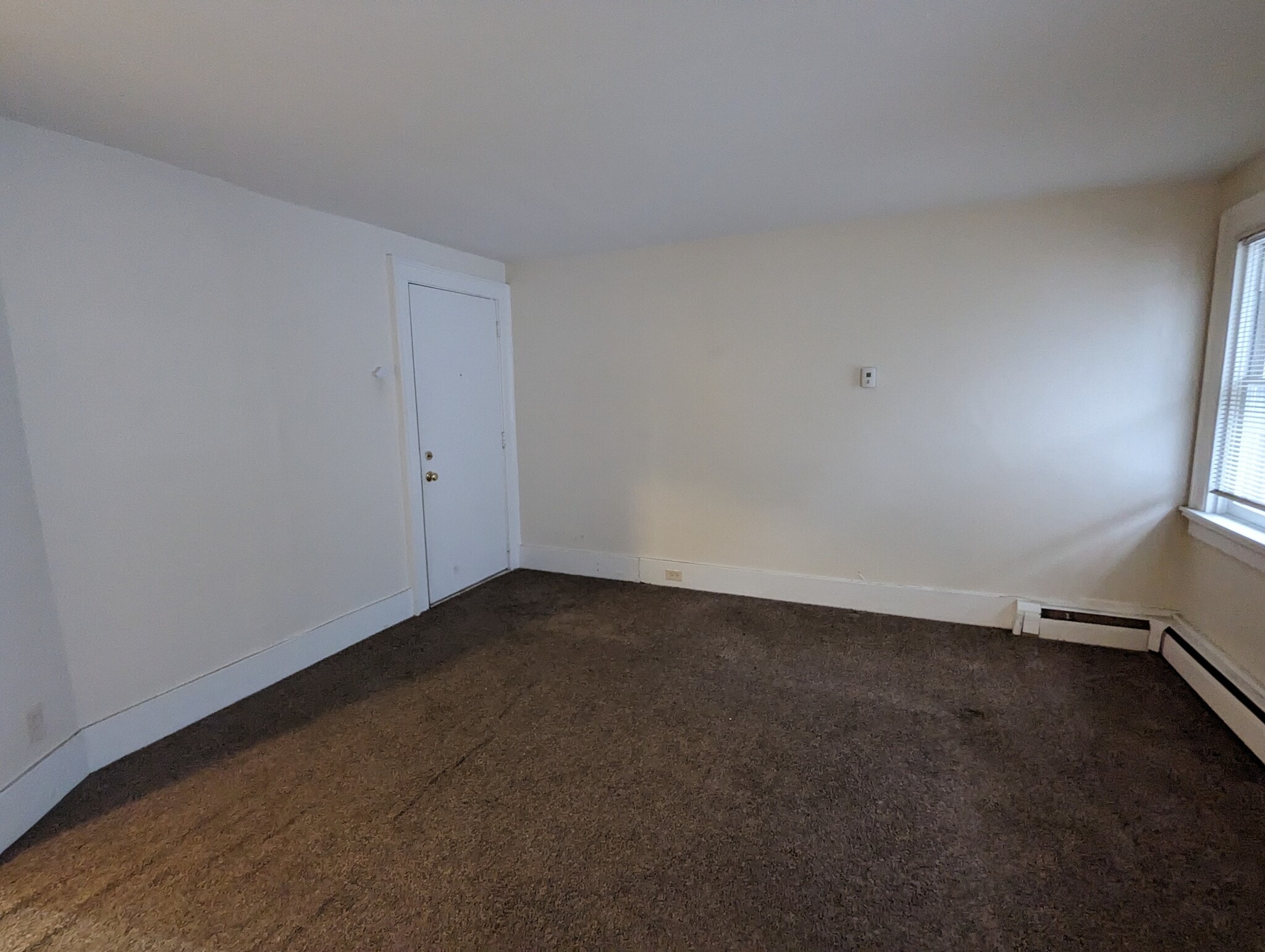 Building Photo - 608 Elmwood Ave