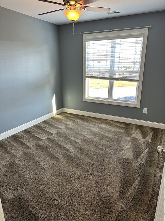 Building Photo - 908 Merlin Ct