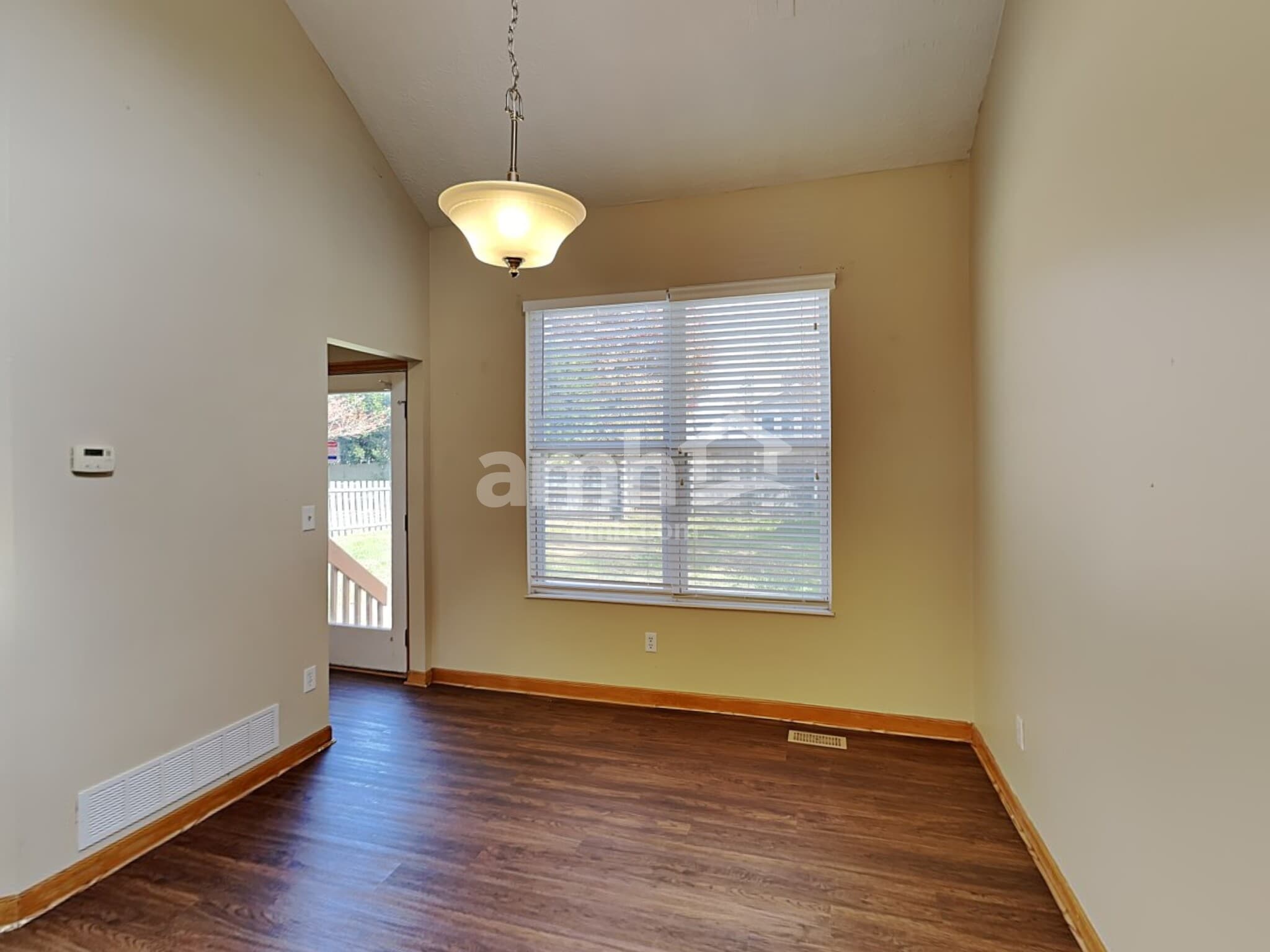 Building Photo - 808 Gascony Dr