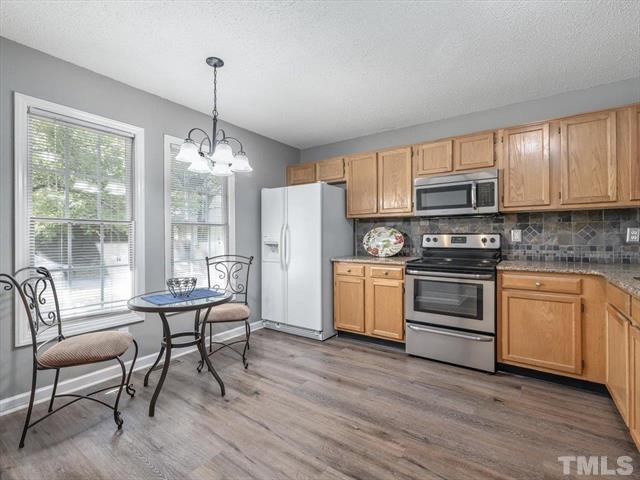 Building Photo - 306 Silk Hope Dr