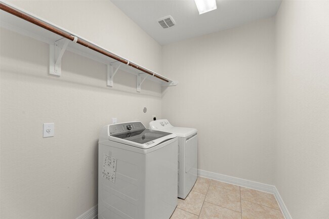 Building Photo - 4918 Ava Meadows Ln