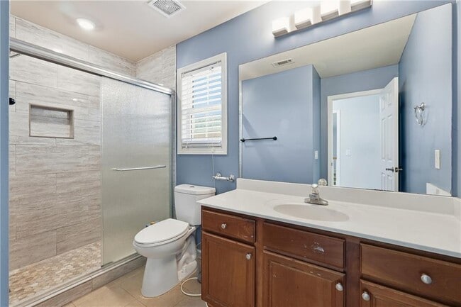 Building Photo - 903 Misty View Ct SW