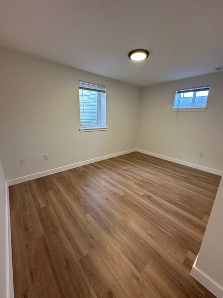 Building Photo - 3294 S Newton St