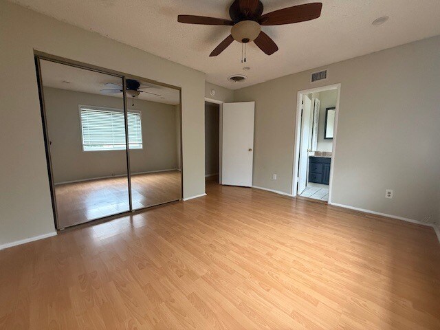 Building Photo - 16416 Rayen St