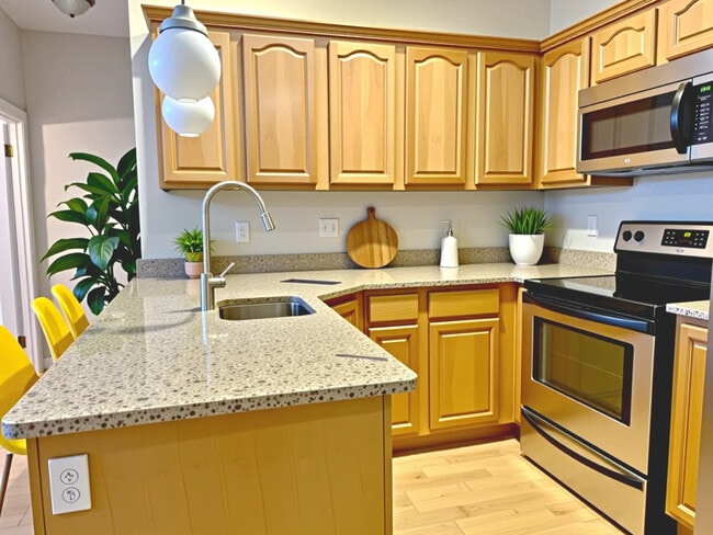 Building Photo - 281 Harvard St