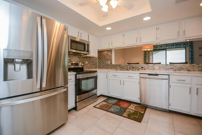Building Photo - 14911 Wunderlich Dr