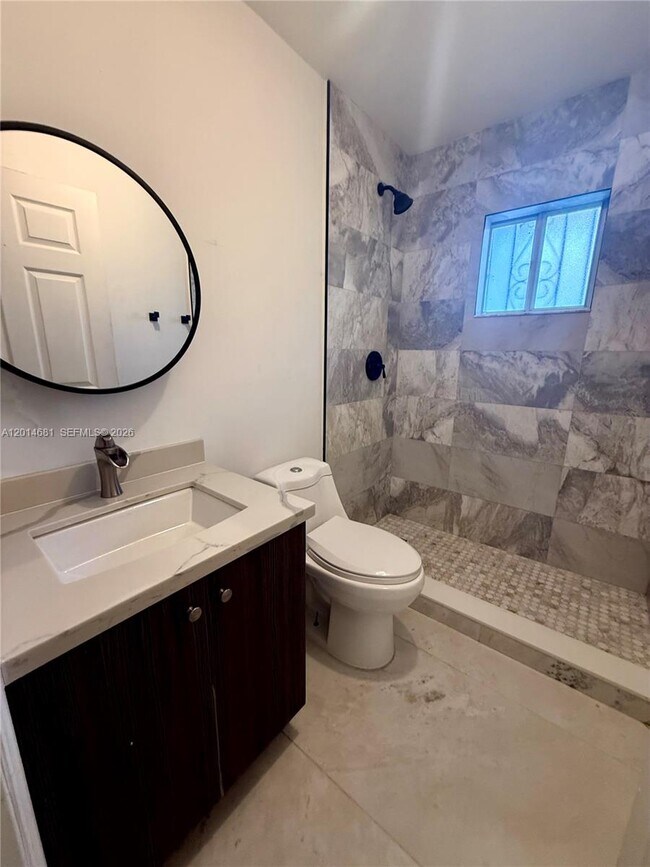 Building Photo - 1270 NW 39th St