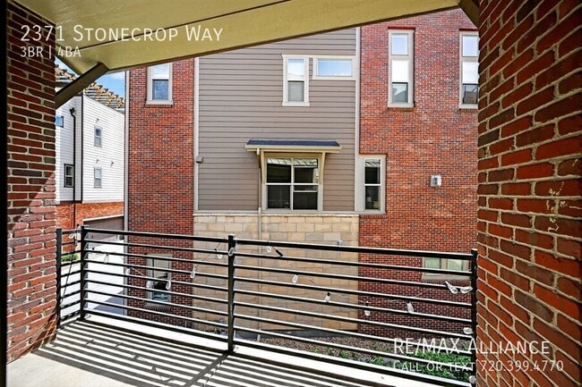 Building Photo - 2371 Stonecrop Wy