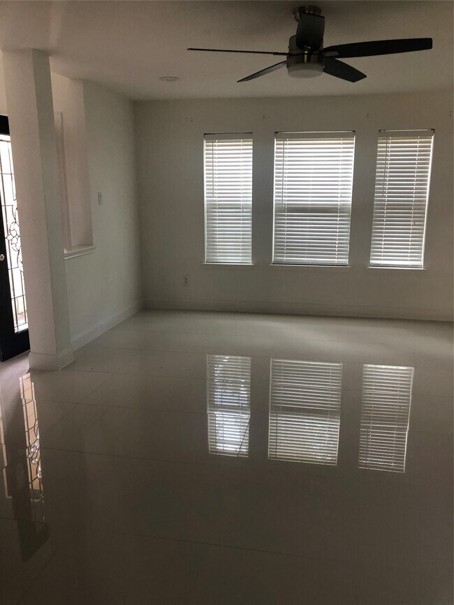 Building Photo - 8311 Chelsea Bend Ct