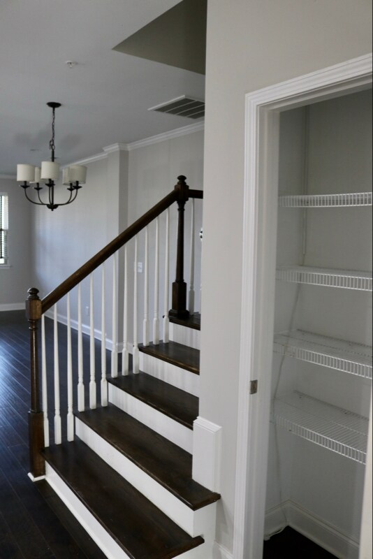 Building Photo - 2595 Wellesley Square Dr
