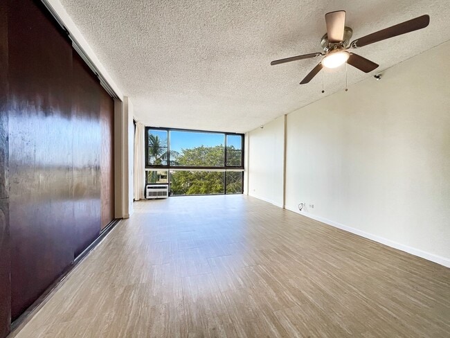 Building Photo - Kailua Condo with A/C