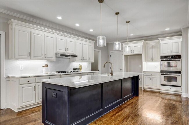 Building Photo - 128 Gold Springs Ct