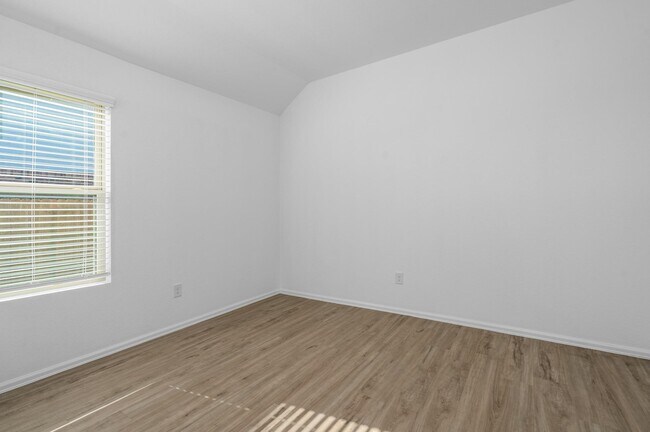 Building Photo - 7618 Auburn Hvn Trl