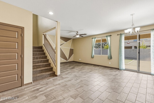 Building Photo - 7422 S 28th Pl