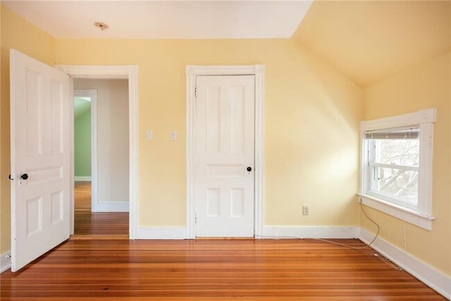 Building Photo - 5 Cummings Rd